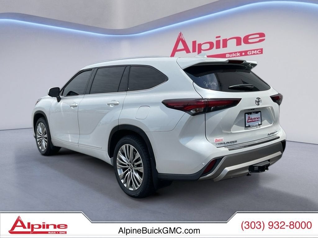 2025 Toyota Highlander Platinum