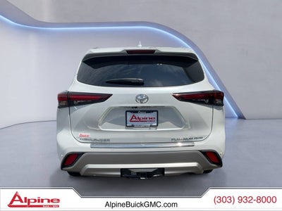 2025 Toyota Highlander Platinum