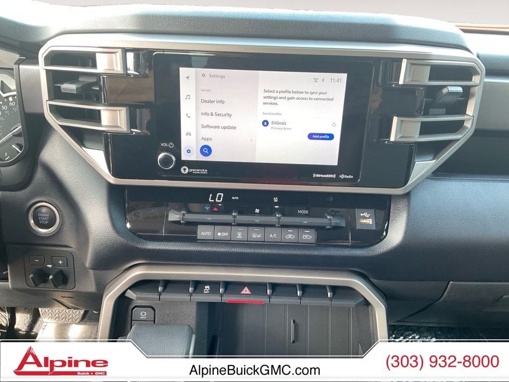 2024 Toyota Tundra 4WD SR5