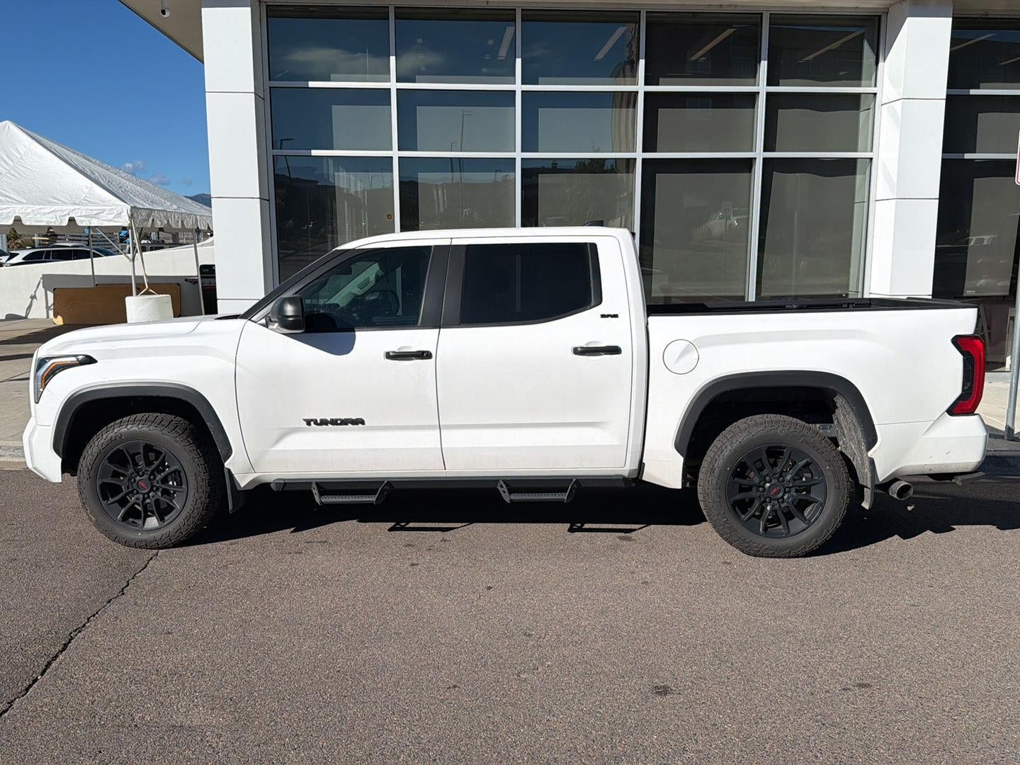 2024 Toyota Tundra 4WD SR5