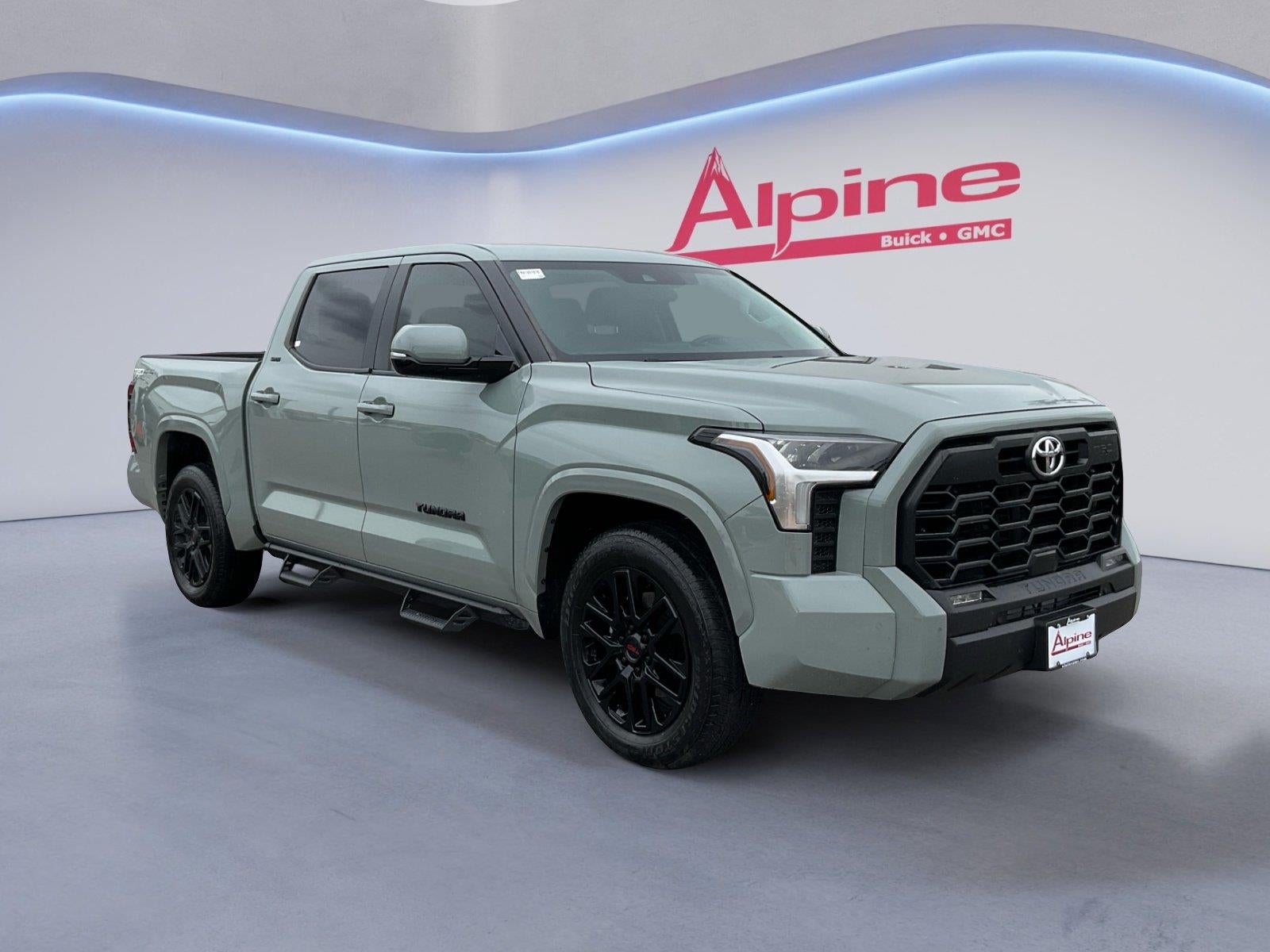 2024 Toyota Tundra 4WD SR5