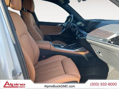 2023 BMW X7 xDrive40i