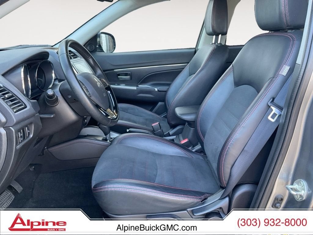 2024 Mitsubishi Outlander Sport S