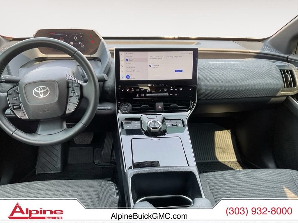 2025 Toyota bZ4X XLE