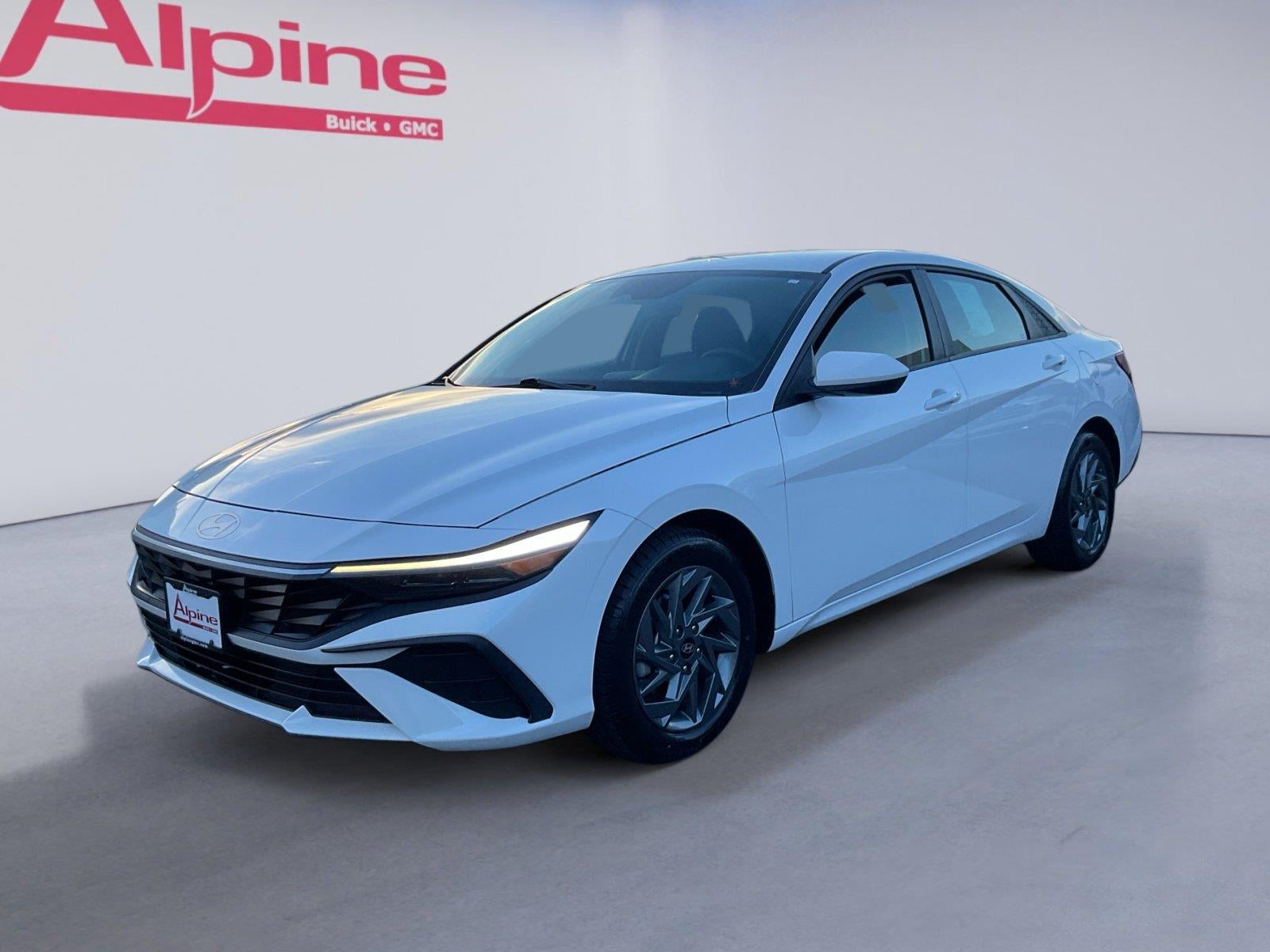 2024 Hyundai Elantra Hybrid
