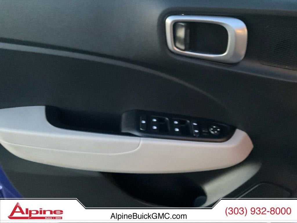 2025 Hyundai Venue SEL