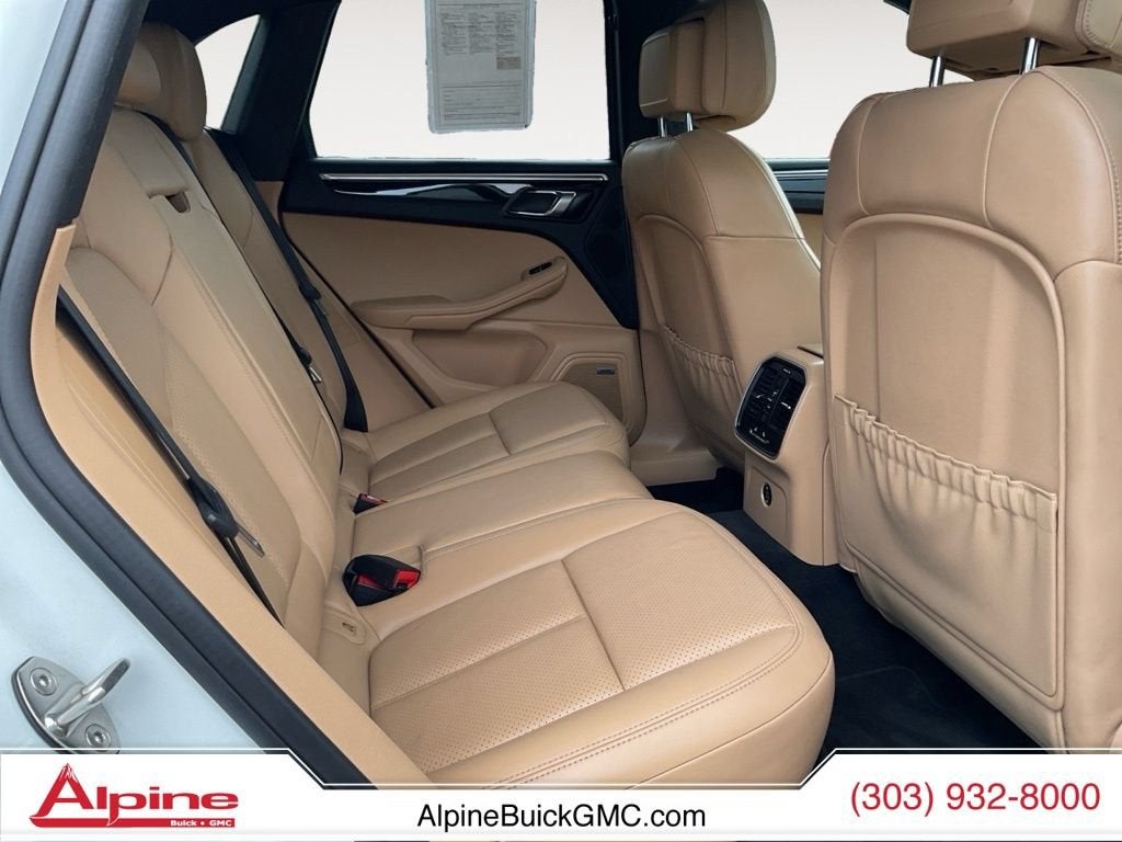 2018 Porsche Macan AWD