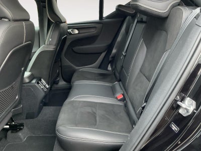 2021 Volvo XC40 R-Design
