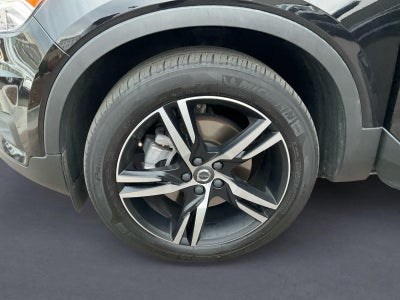 2021 Volvo XC40 R-Design