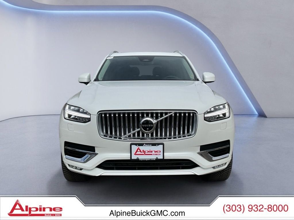 2024 Volvo XC90 Plus Bright Theme