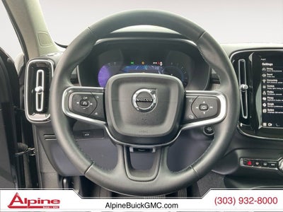 2024 Volvo XC40 B5 Plus Dark Theme