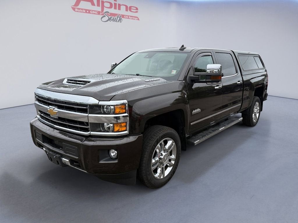 2018 Chevrolet Silverado HD High Country 4WD Crew Cab Standard Box's photo