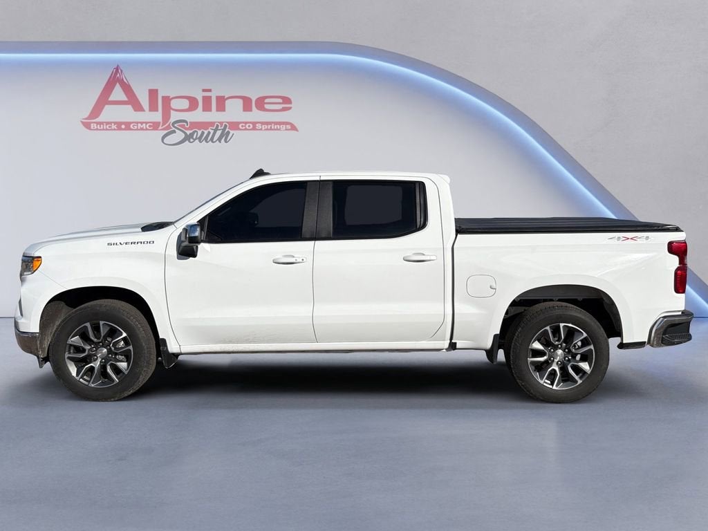 2022 Chevrolet Silverado 1500 LT (2FL)