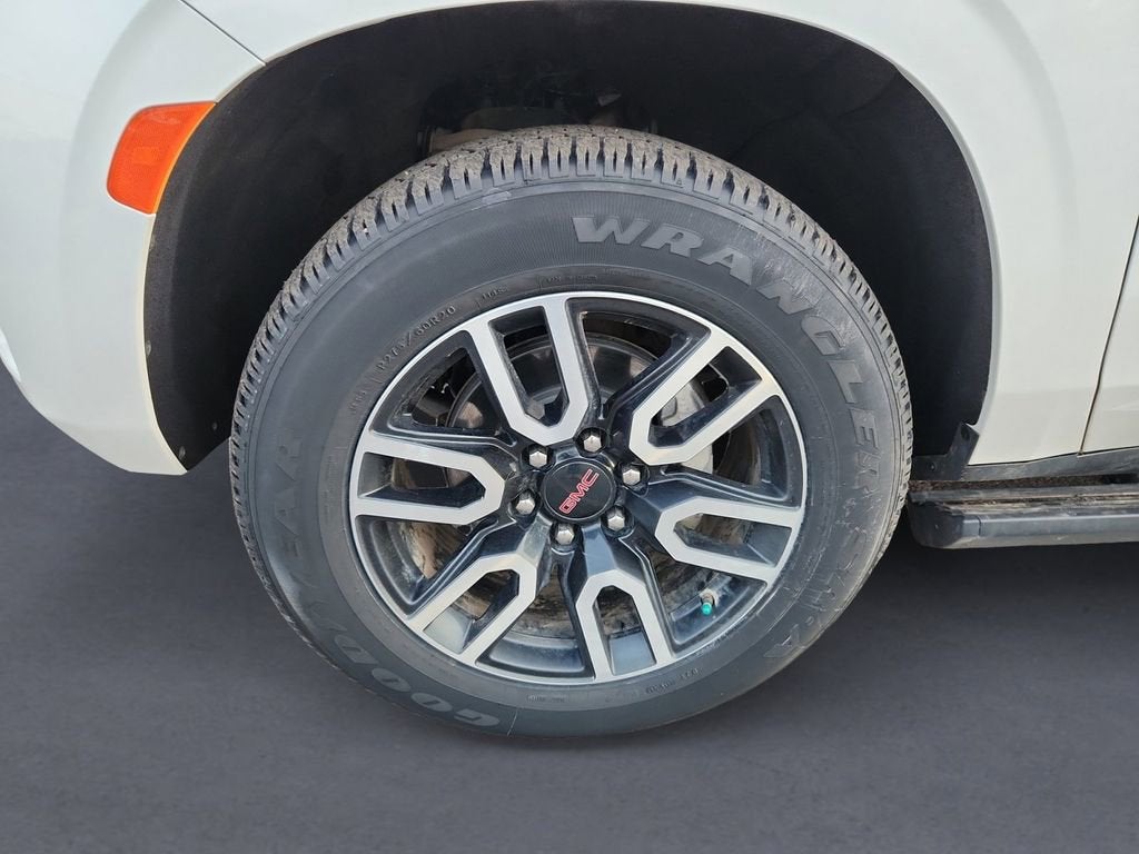 2023 GMC Yukon AT4