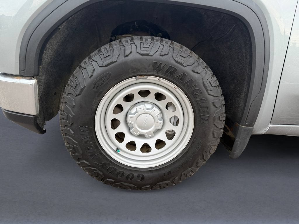2025 GMC Sierra 1500 SLE