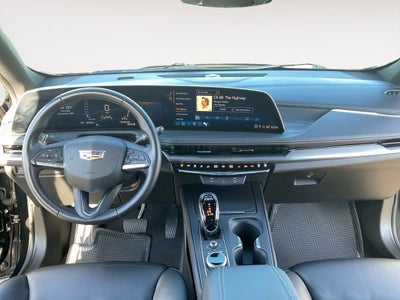 2024 Cadillac XT4 Premium Luxury