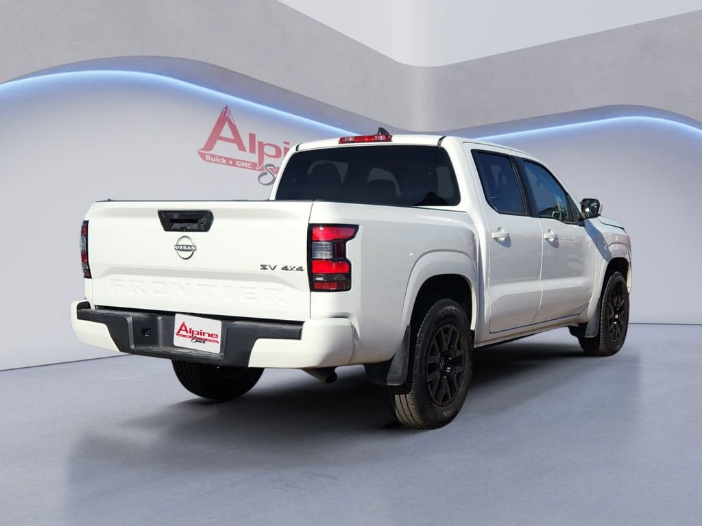 2022 Nissan Frontier SV