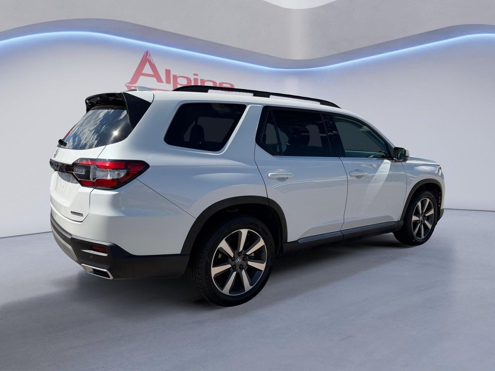 2025 Honda Pilot Touring - Photo 5