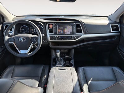 2018 Toyota Highlander SE