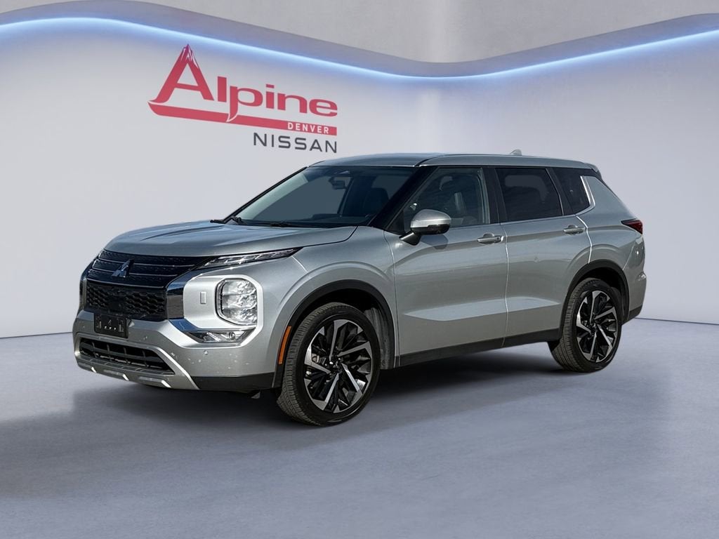 2024 Mitsubishi Outlander SE
