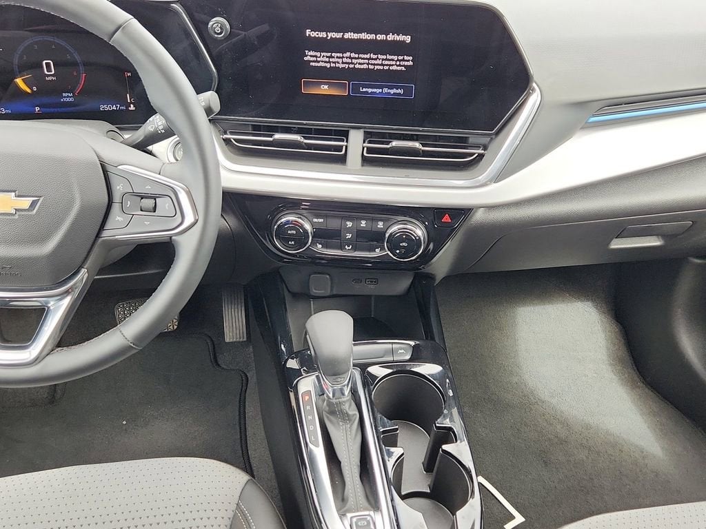 2025 Chevrolet Trax LT