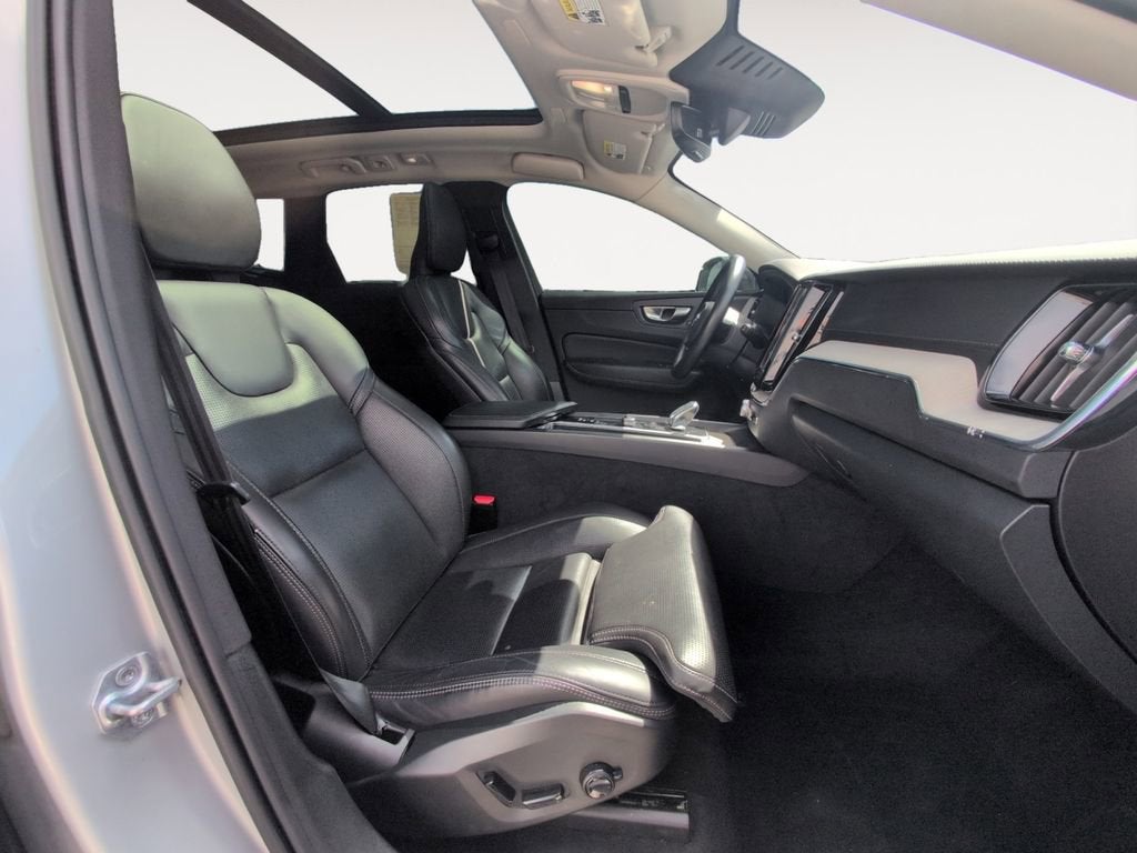 2022 Volvo XC60 Inscription