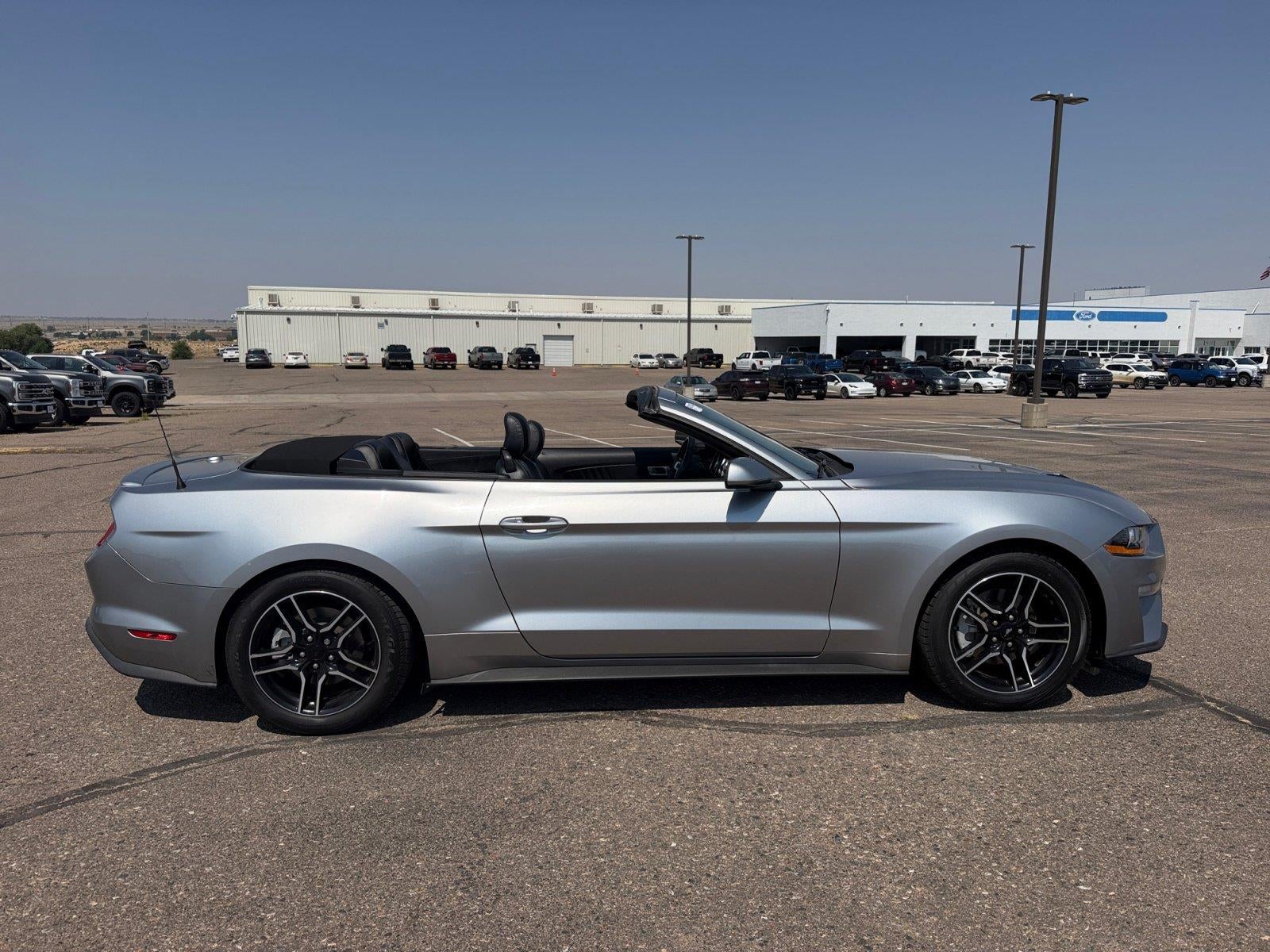 2022 Ford Mustang EcoBoost Premium