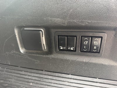2022 GMC Yukon AT4