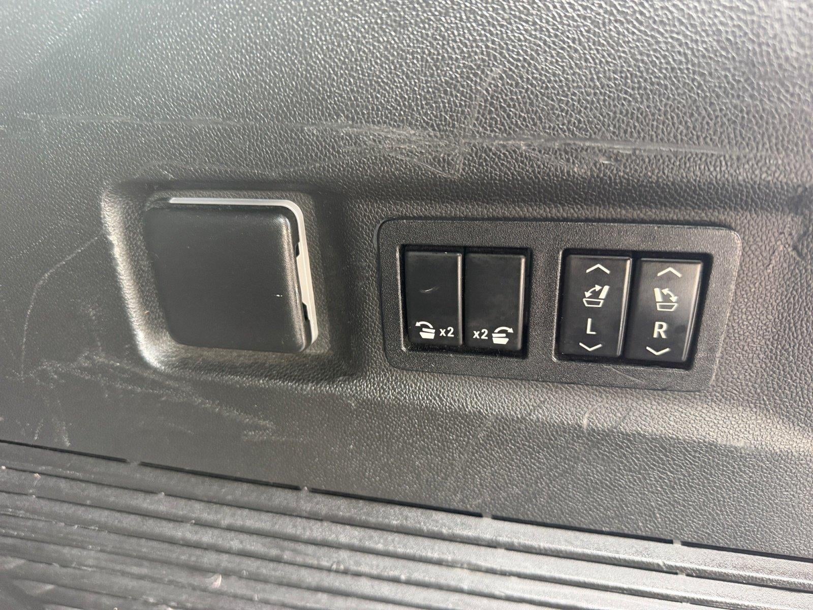 2022 GMC Yukon AT4