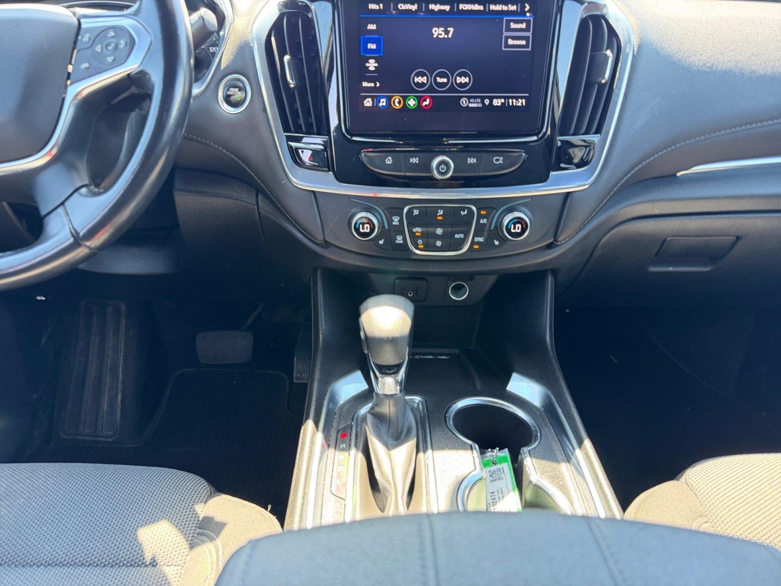 2022 Chevrolet Traverse LT Cloth