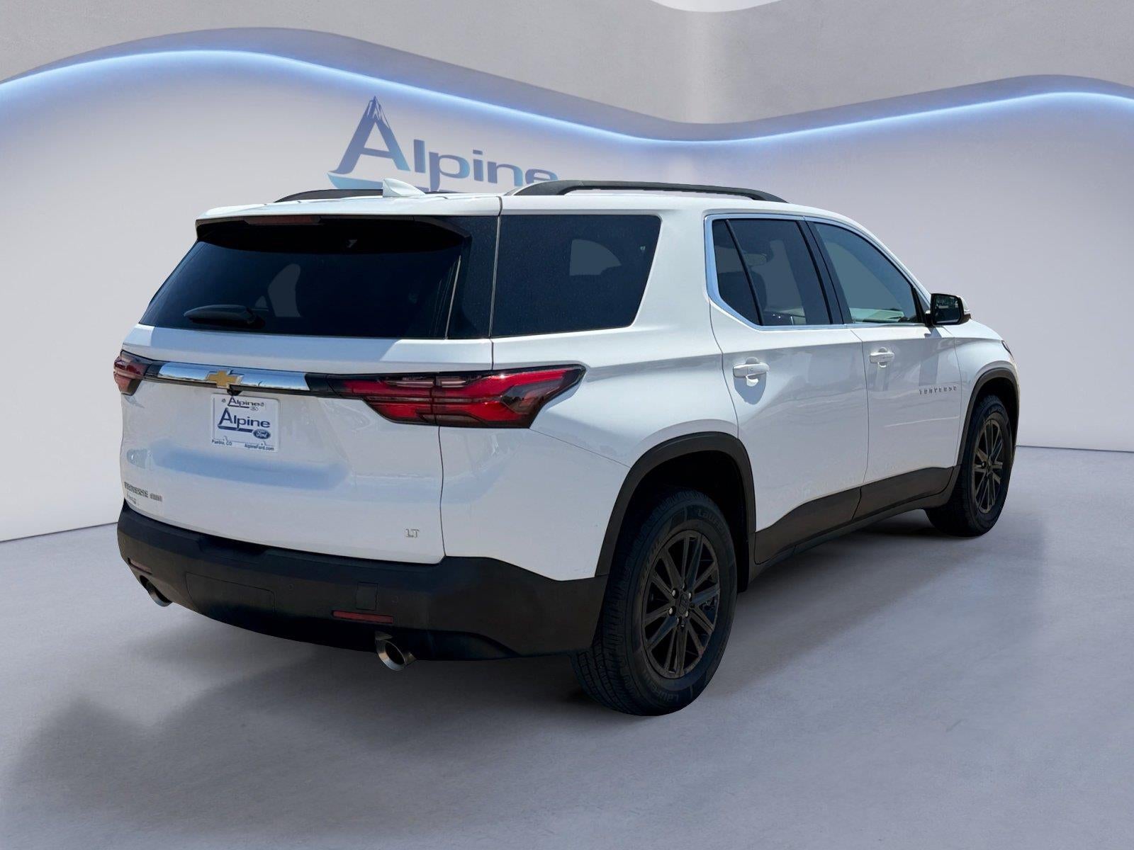 2022 Chevrolet Traverse LT Cloth