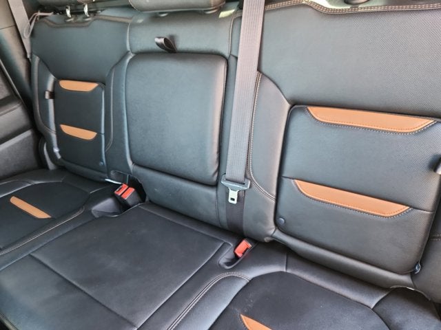 2022 GMC Sierra 1500 Limited AT4