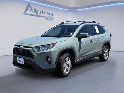 2020 Toyota RAV4 XLE