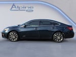 2017 Toyota Avalon Hybrid XLE Plus