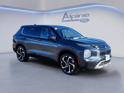 2024 Mitsubishi Outlander SE