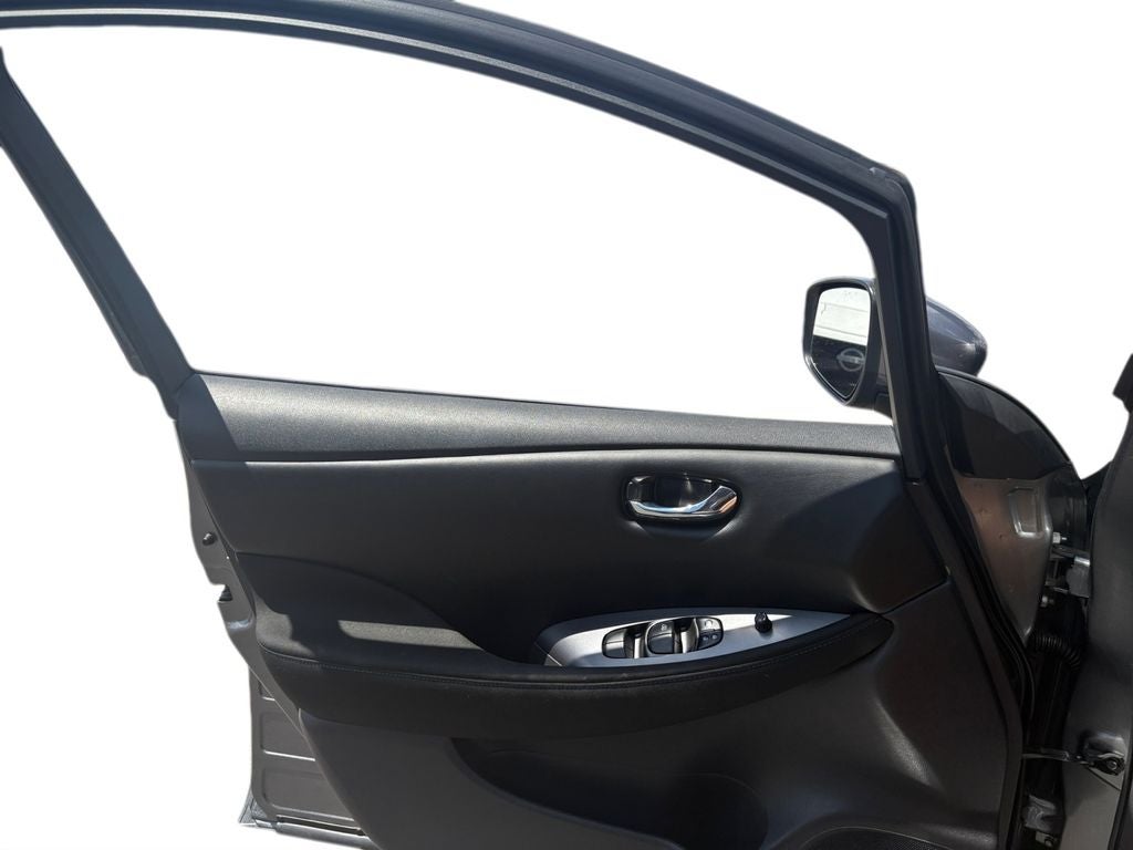 2024 Nissan Leaf S