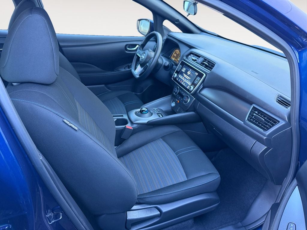 2025 Nissan Leaf S