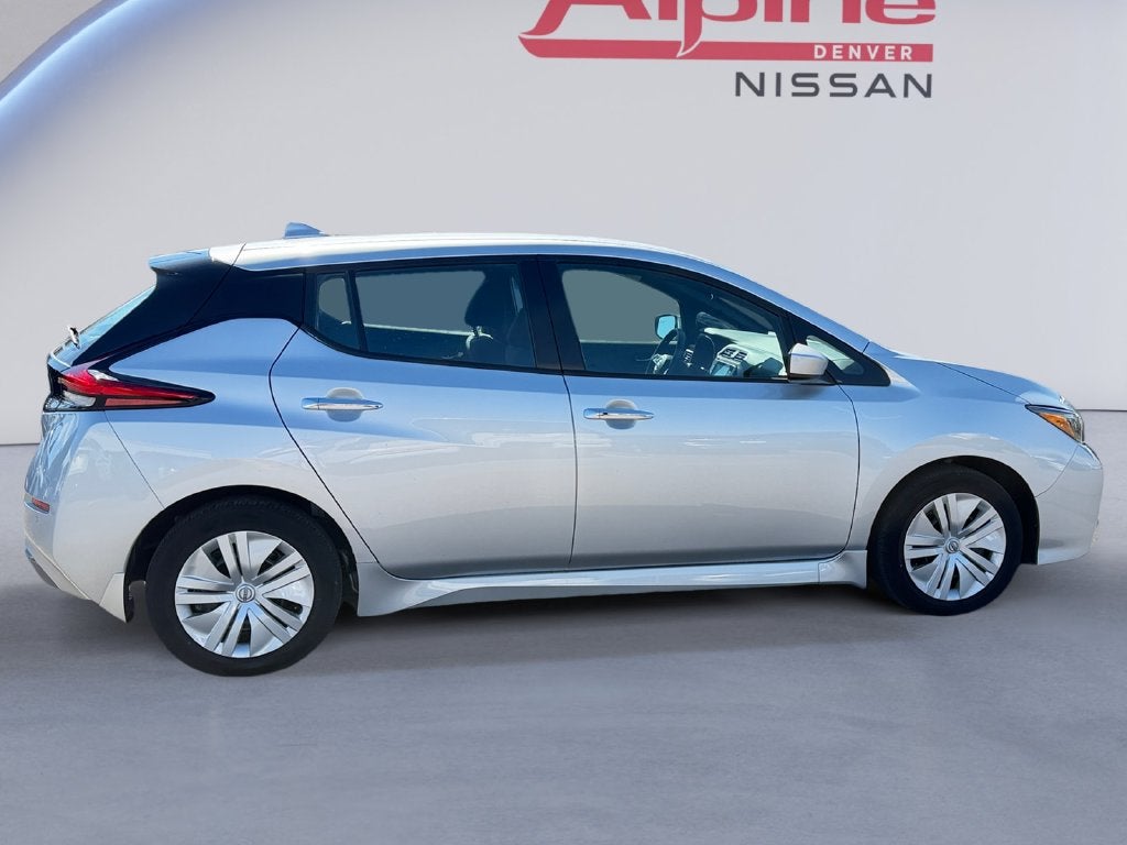 2025 Nissan Leaf S