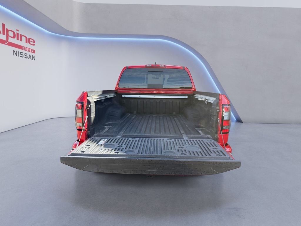 2023 Nissan Frontier Base