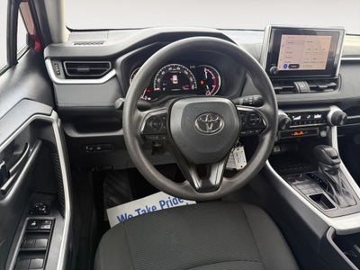 2025 Toyota RAV4 LE