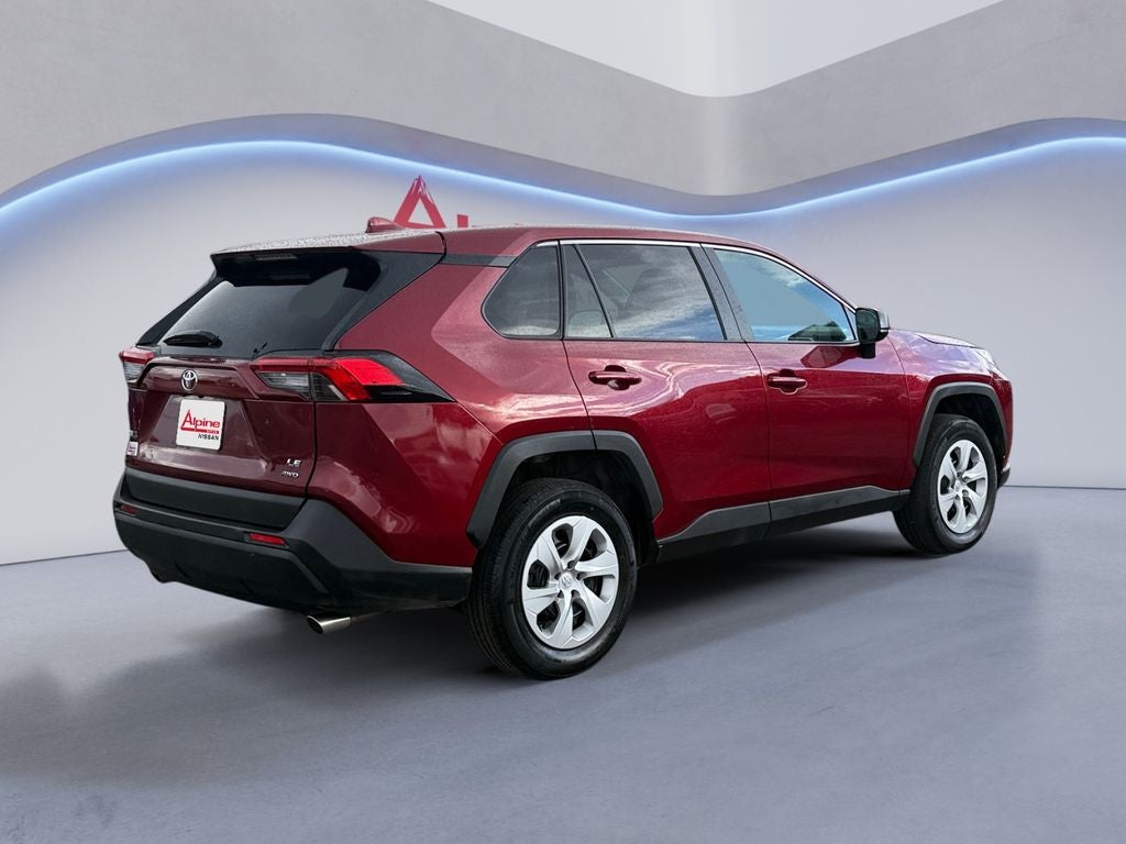 2025 Toyota RAV4 LE