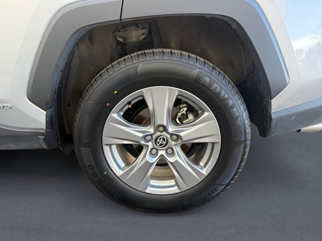 2025 Toyota RAV4 Hybrid XLE