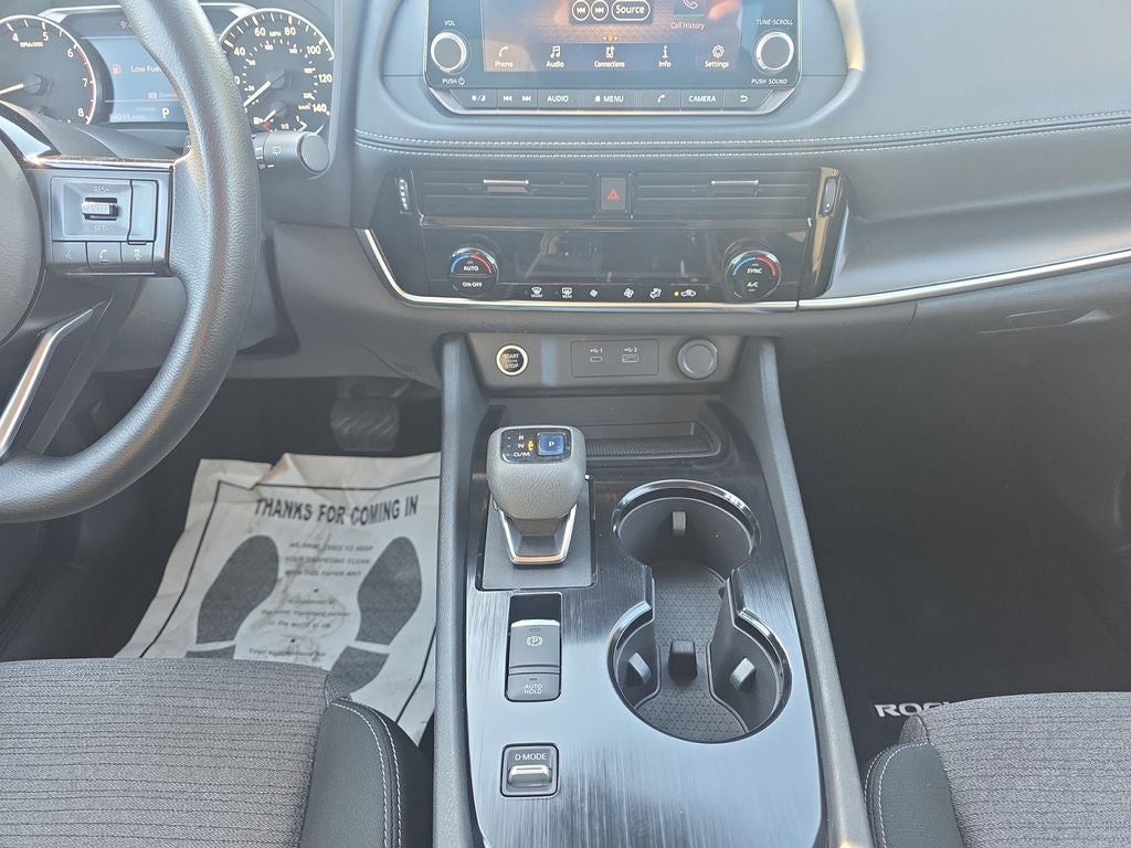 2022 Nissan Rogue SV