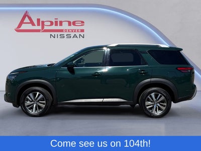 2025 Nissan Pathfinder SL