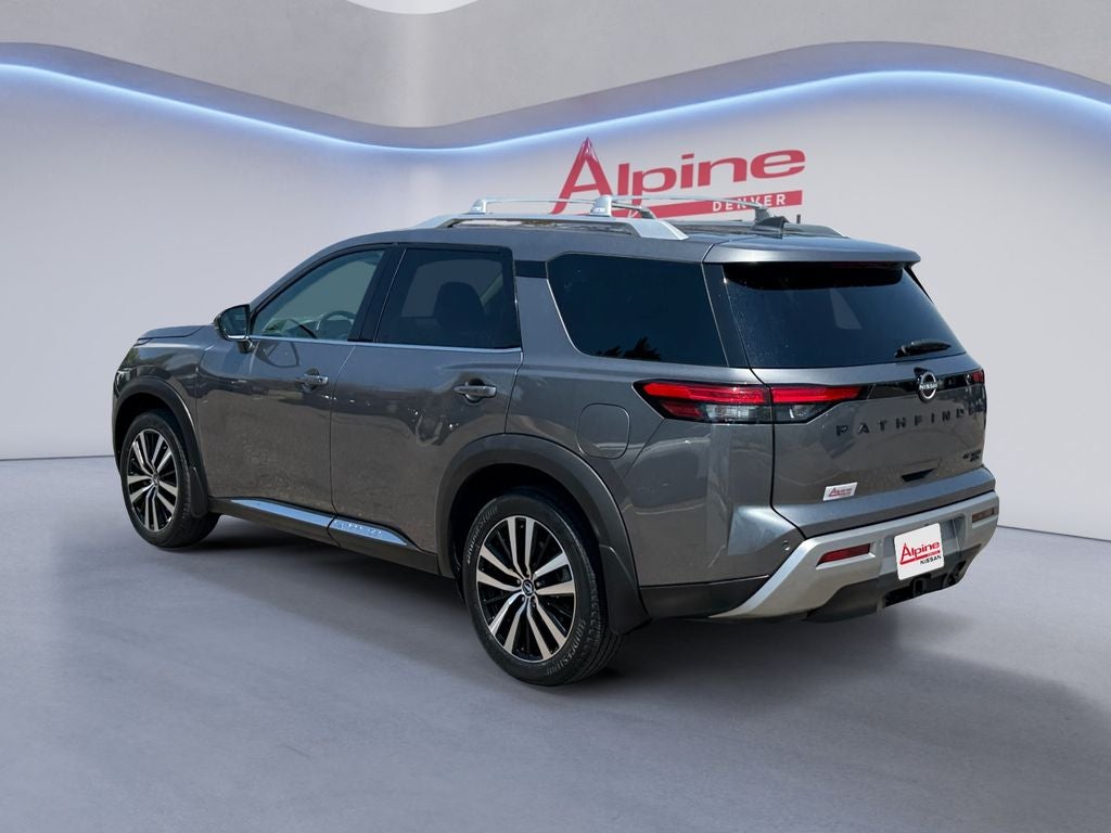2024 Nissan Pathfinder Platinum