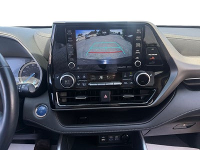 2022 Toyota Highlander Hybrid XLE