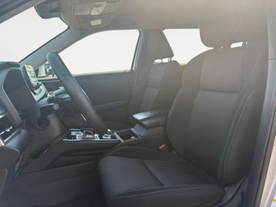 2024 Mitsubishi Outlander ES