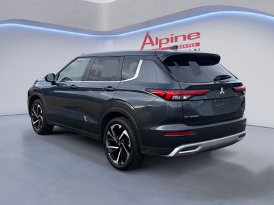 2024 Mitsubishi Outlander Base