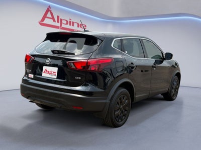 2018 Nissan Rogue Sport S