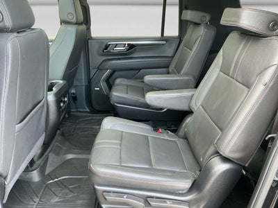 2025 Chevrolet Suburban RST